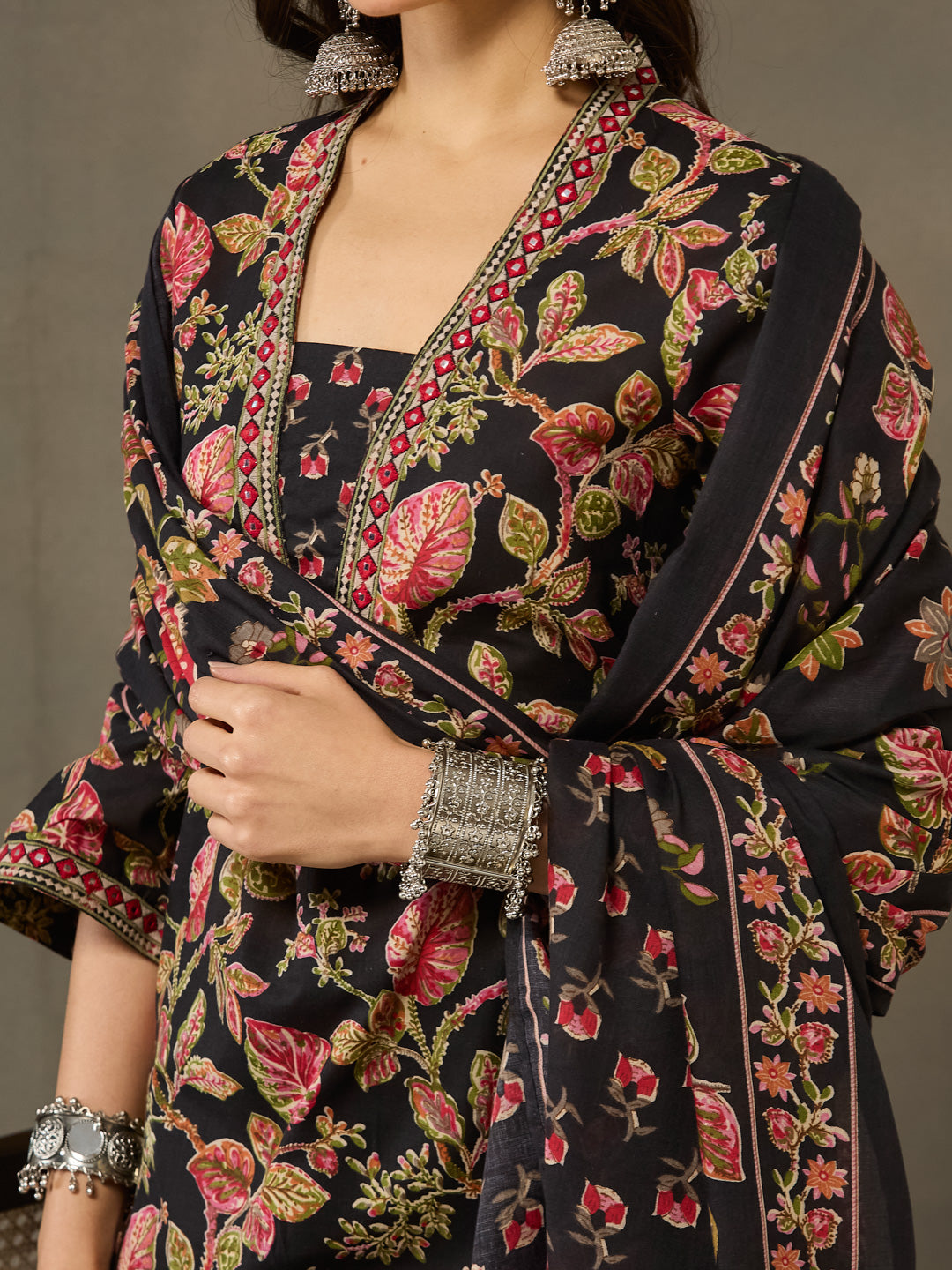 VASVI Cotton Embroidered Placket Printed Straight Kurta Pant with Dupatta, Black