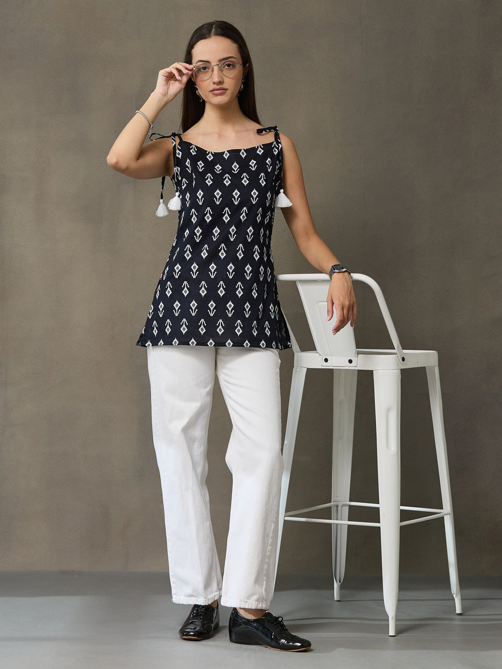 VASVI Women Cotton Printed Top, Black