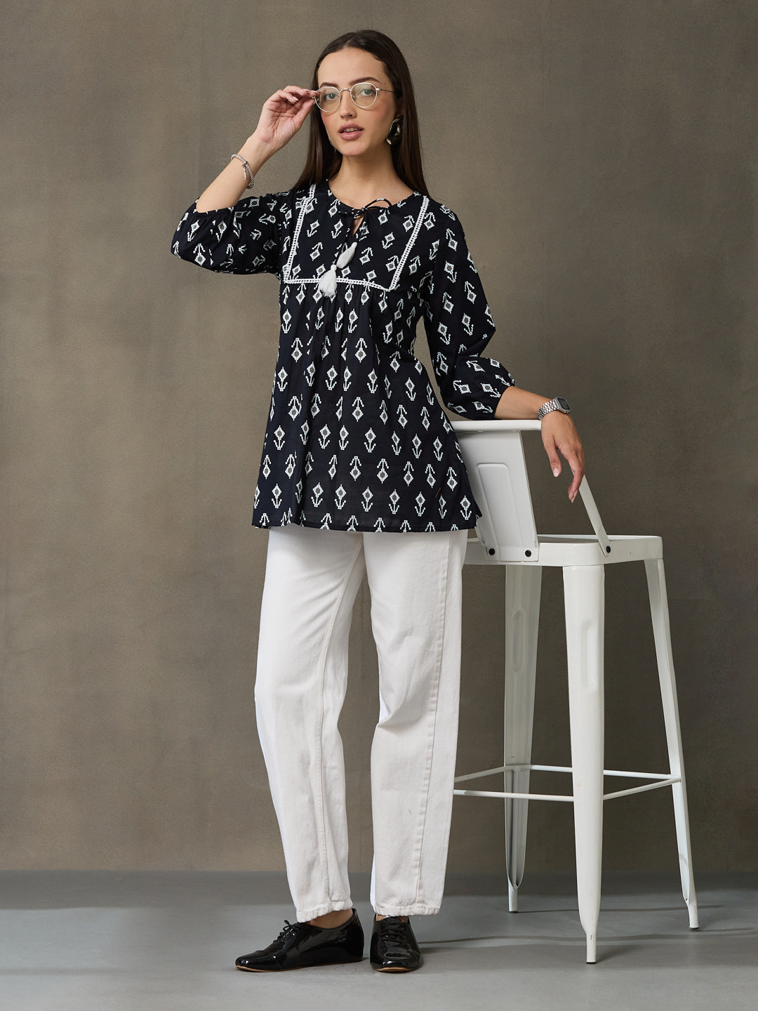 VASVI Women Cotton Printed Top, Black