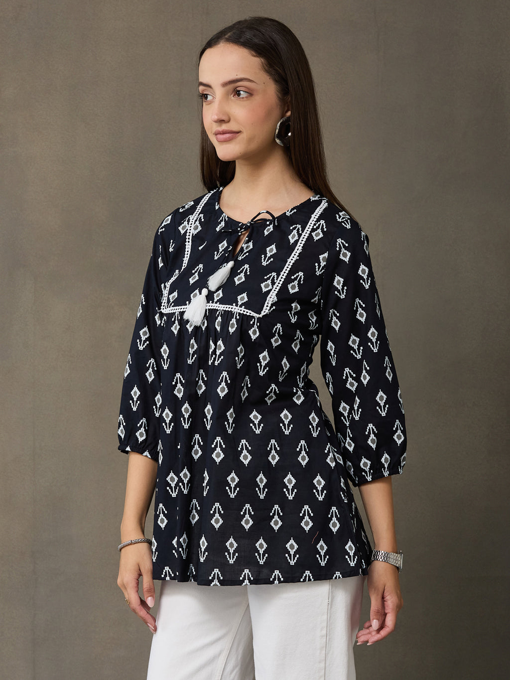 VASVI Women Cotton Printed Top, Black