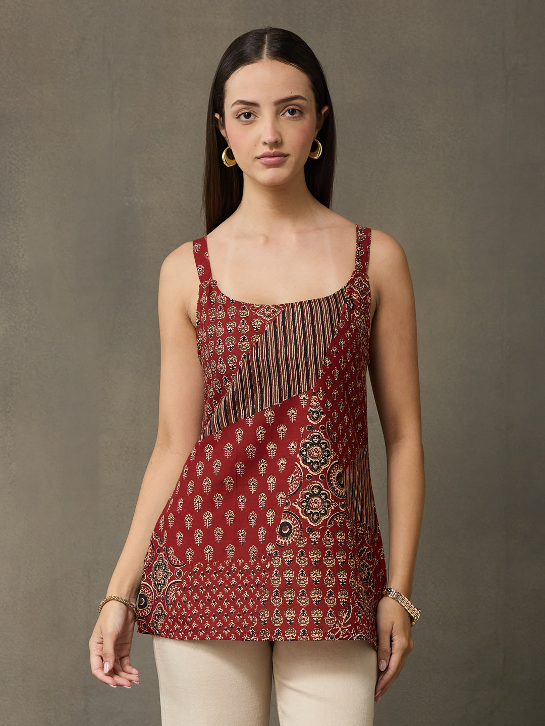 VASVI Women Cotton Block Printed Top, Maroon