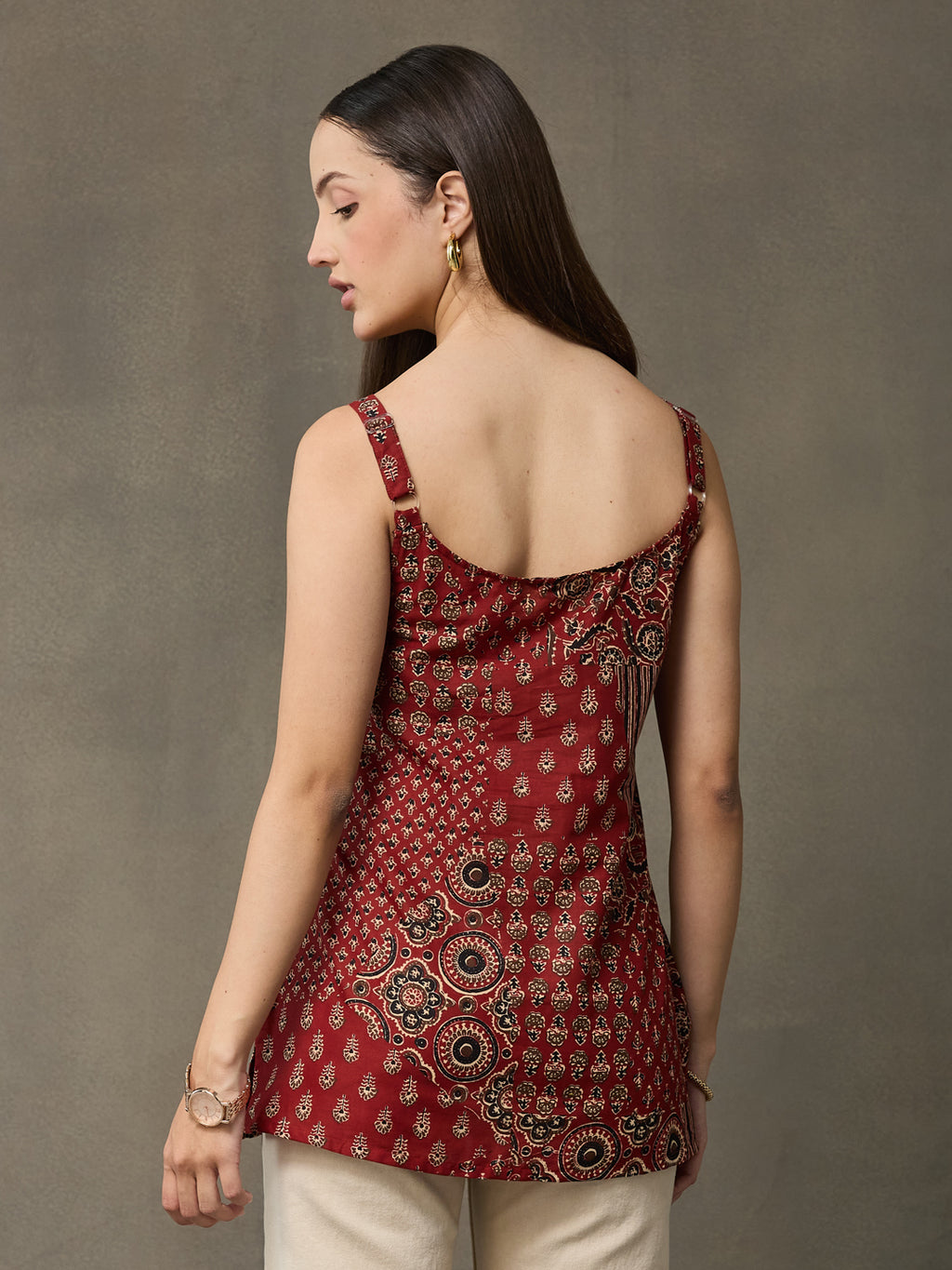VASVI Women Cotton Block Printed Top, Maroon