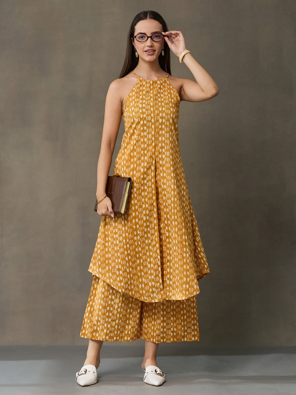 VASVI Women Cotton Absract Printed Co-ords Set, Mustard