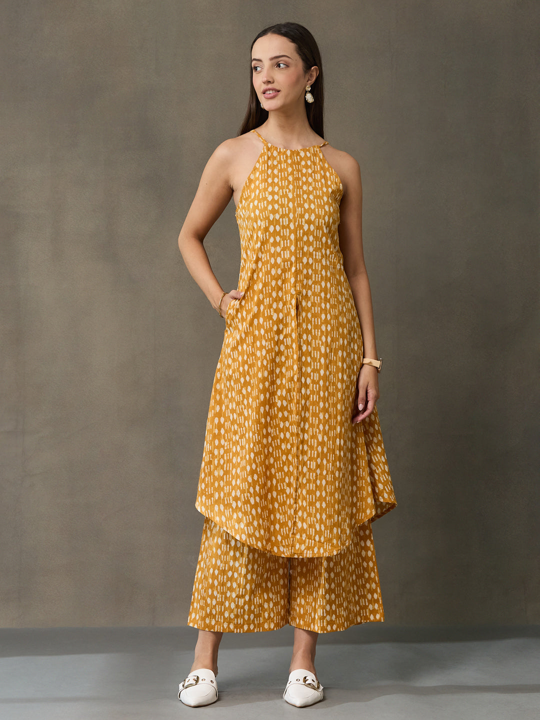 VASVI Women Cotton Absract Printed Co-ords Set, Mustard