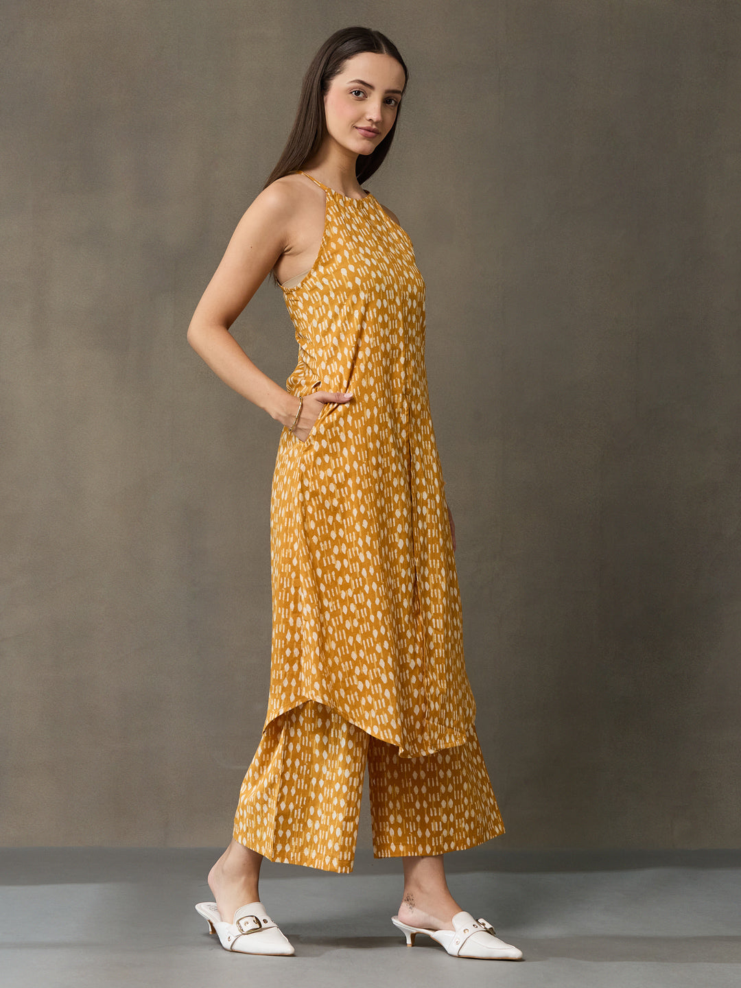 VASVI Women Cotton Absract Printed Co-ords Set, Mustard