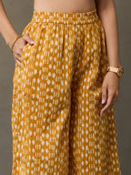 VASVI Women Cotton Absract Printed Co-ords Set, Mustard
