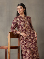 VASVI Women Rayon Floral Printed Straight Kurta, Maroon