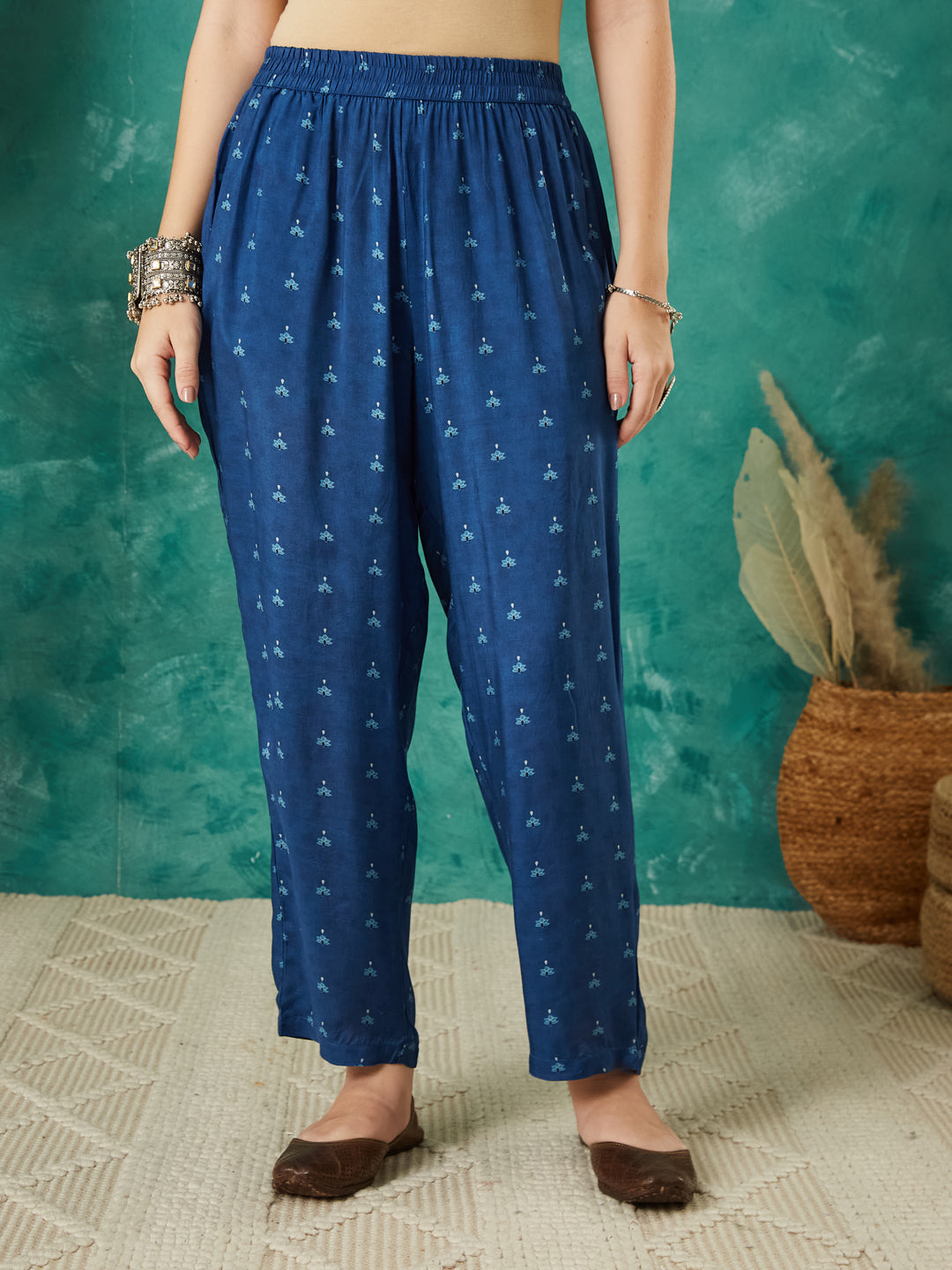 VASVI Women Muslin Printed Adda Work Kurta Set with Dupatta, Blue