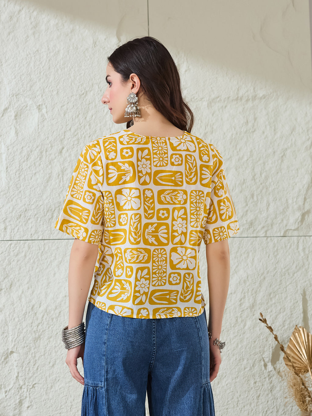 VASVI Women Rayon Printed Crop Top, Yellow