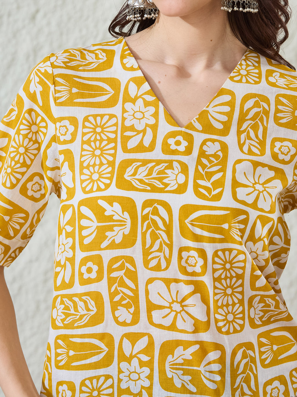 VASVI Women Rayon Printed Crop Top, Yellow