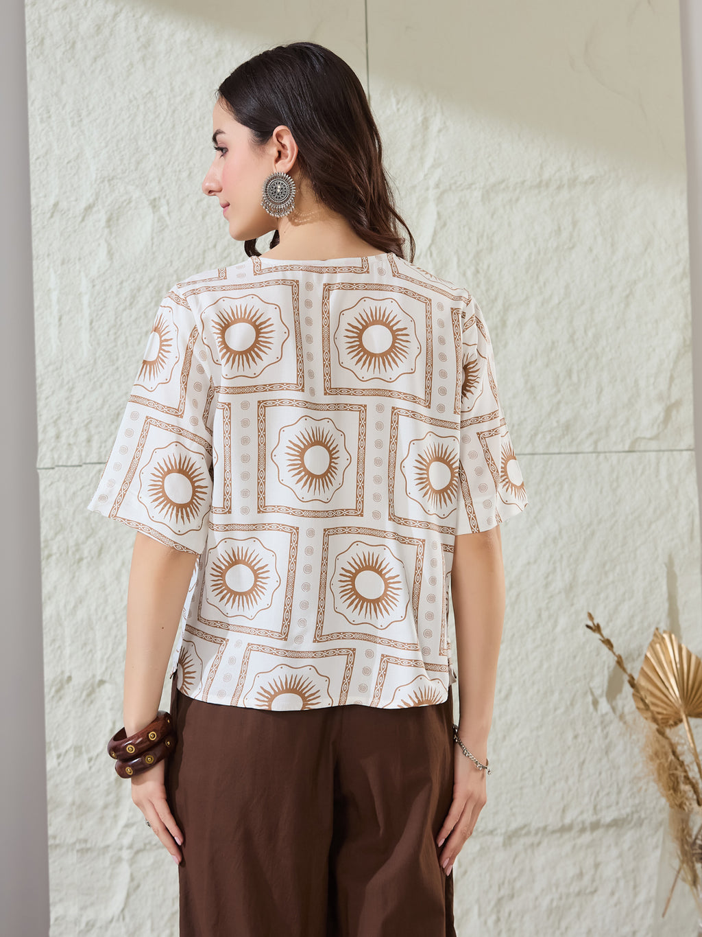 VASVI Women Rayon Printed Crop Top, Off White