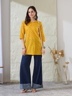 VASVI Women Cotton Floral Printed Top, Yellow