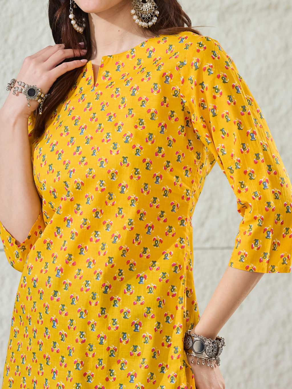 VASVI Women Cotton Floral Printed Top, Yellow