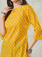 VASVI Women Cotton Floral Printed Top, Yellow