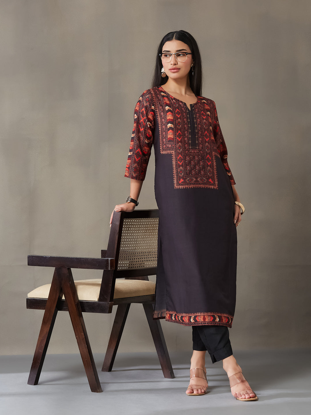 VASVI Women Poly Satin Digital Printed Straight Kurta with Pant Set, Black