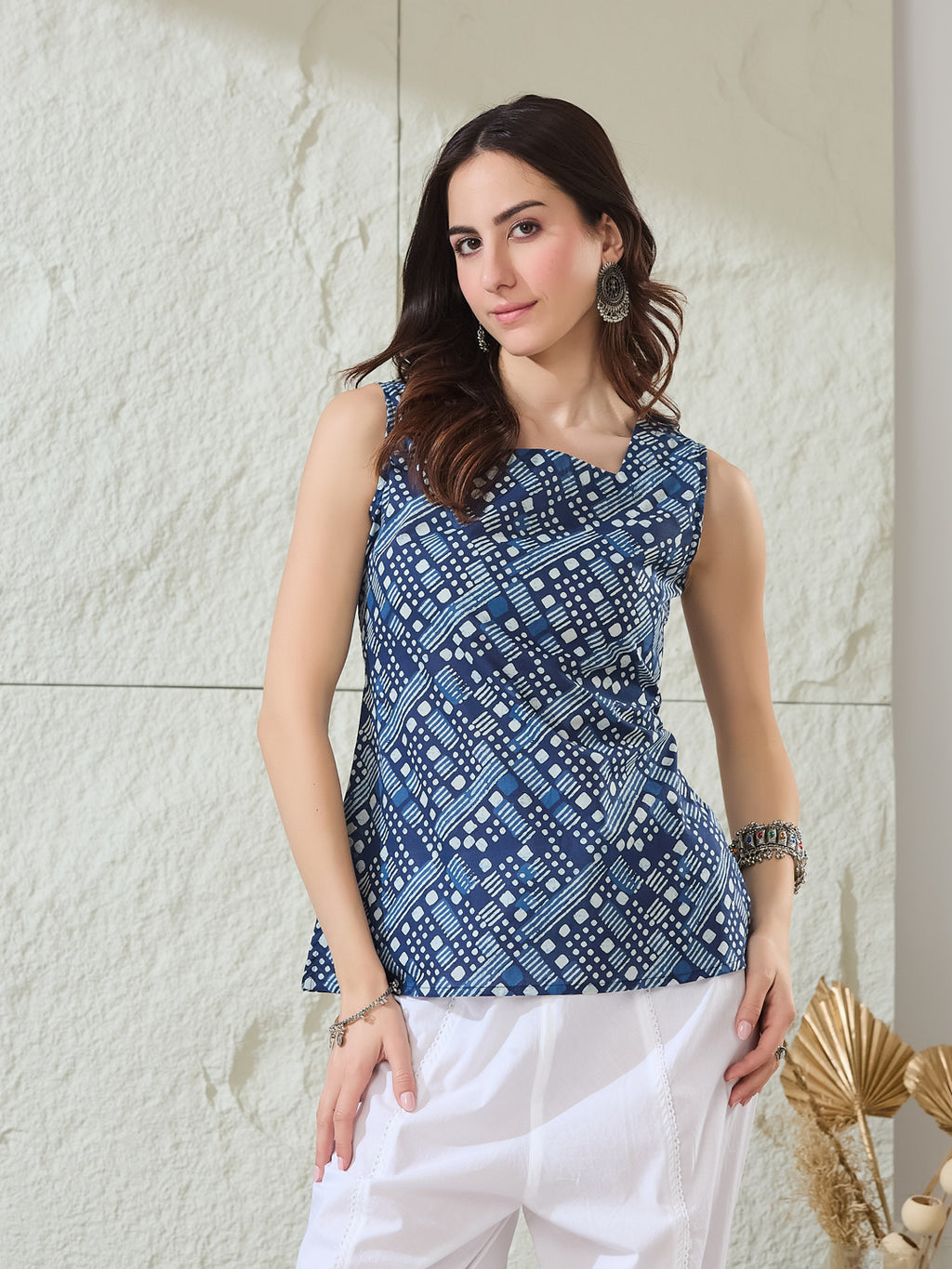 VASVI Women Cotton Printed Sleeveless Top, Blue
