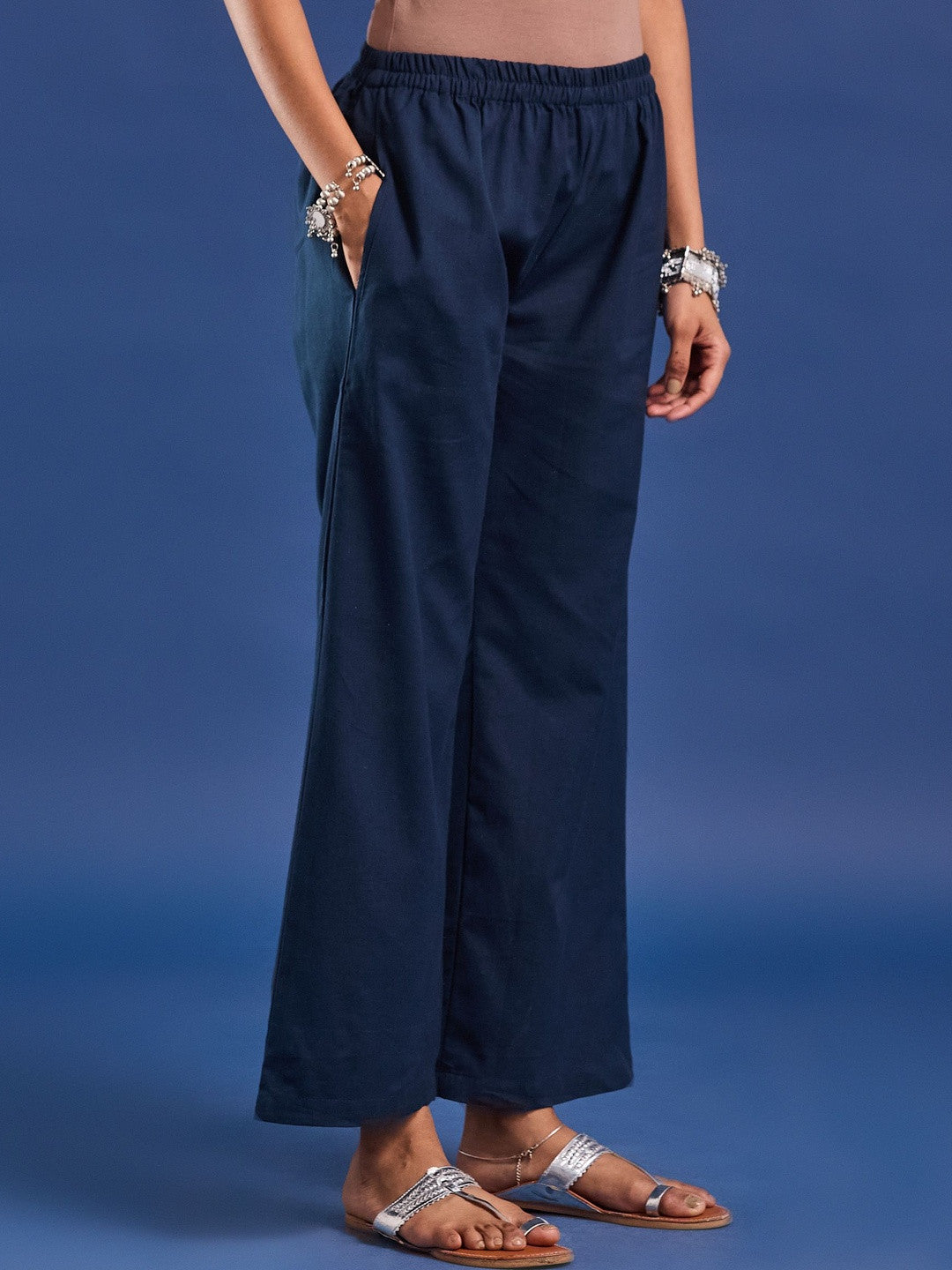 VASVI Women Pure Cotton Straight Kurta Trousers With Dupatta