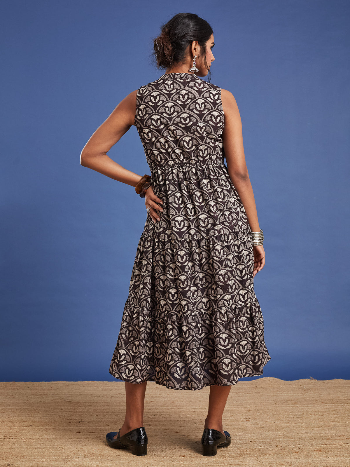 VASVI Women Cotton Bagru Printed Flared Dress, Black