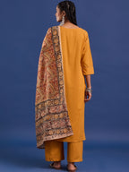 VASVI Women Hand Block Printed Pure Cotton Straight Kurta Trousers With Dupatta