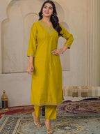 VASVI Women Ethnic Motifs Embroidered Thread Work Chanderi Silk Kurta with Trousers & With Dupatta