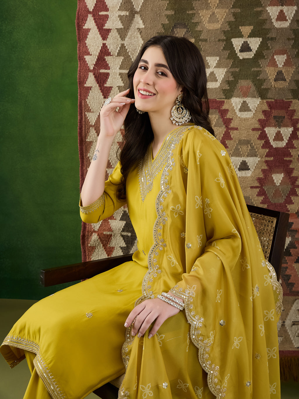 VASVI Women Ethnic Motifs Embroidered Thread Work Chanderi Silk Kurta with Trousers & With Dupatta