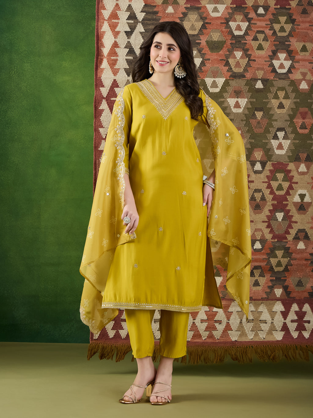 VASVI Women Ethnic Motifs Embroidered Thread Work Chanderi Silk Kurta with Trousers & With Dupatta