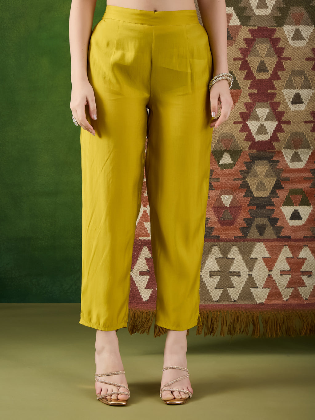 VASVI Women Ethnic Motifs Embroidered Thread Work Chanderi Silk Kurta with Trousers & With Dupatta