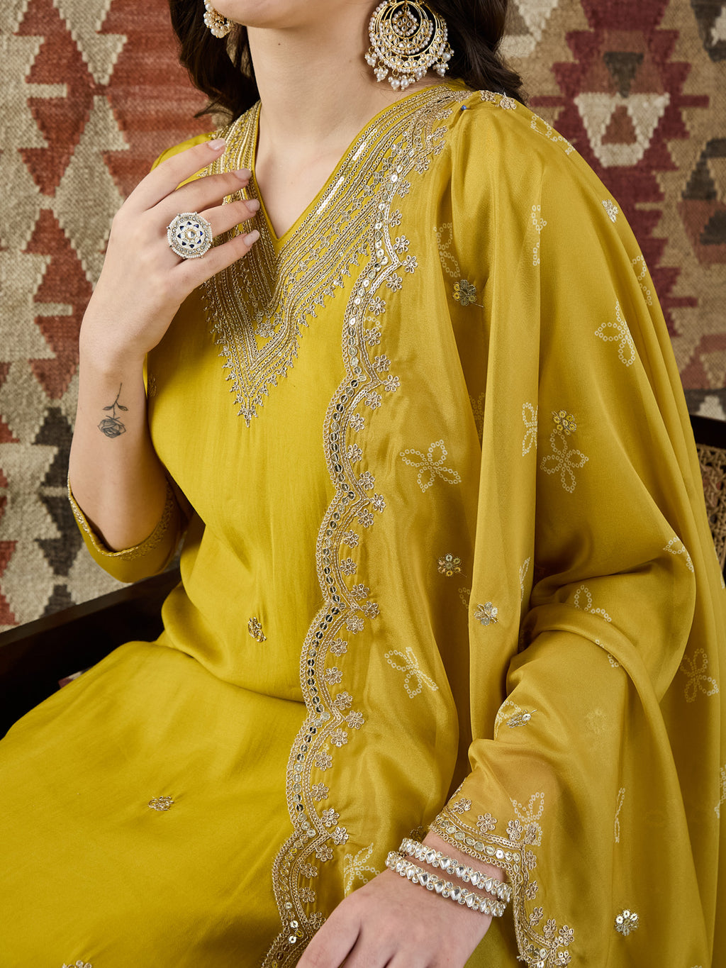 VASVI Women Ethnic Motifs Embroidered Thread Work Chanderi Silk Kurta with Trousers & With Dupatta