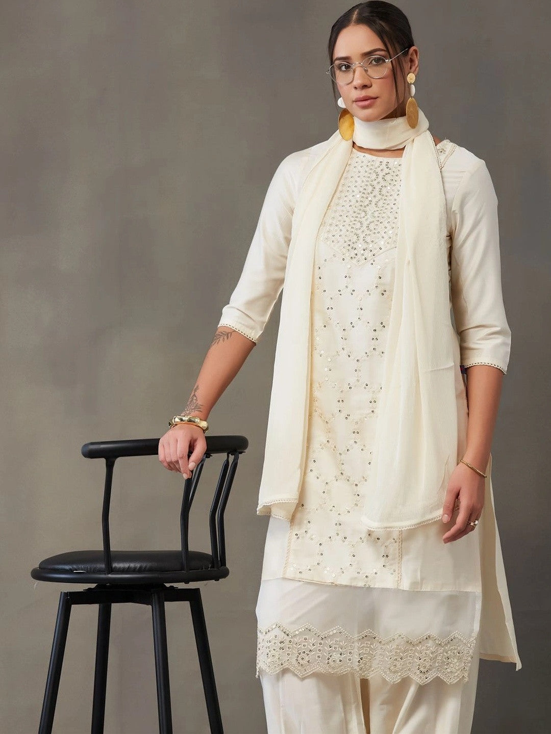 VASVI Women Ethnic Motifs Embroidered Regular Sequinned Kurta with Patiala & With Dupatta