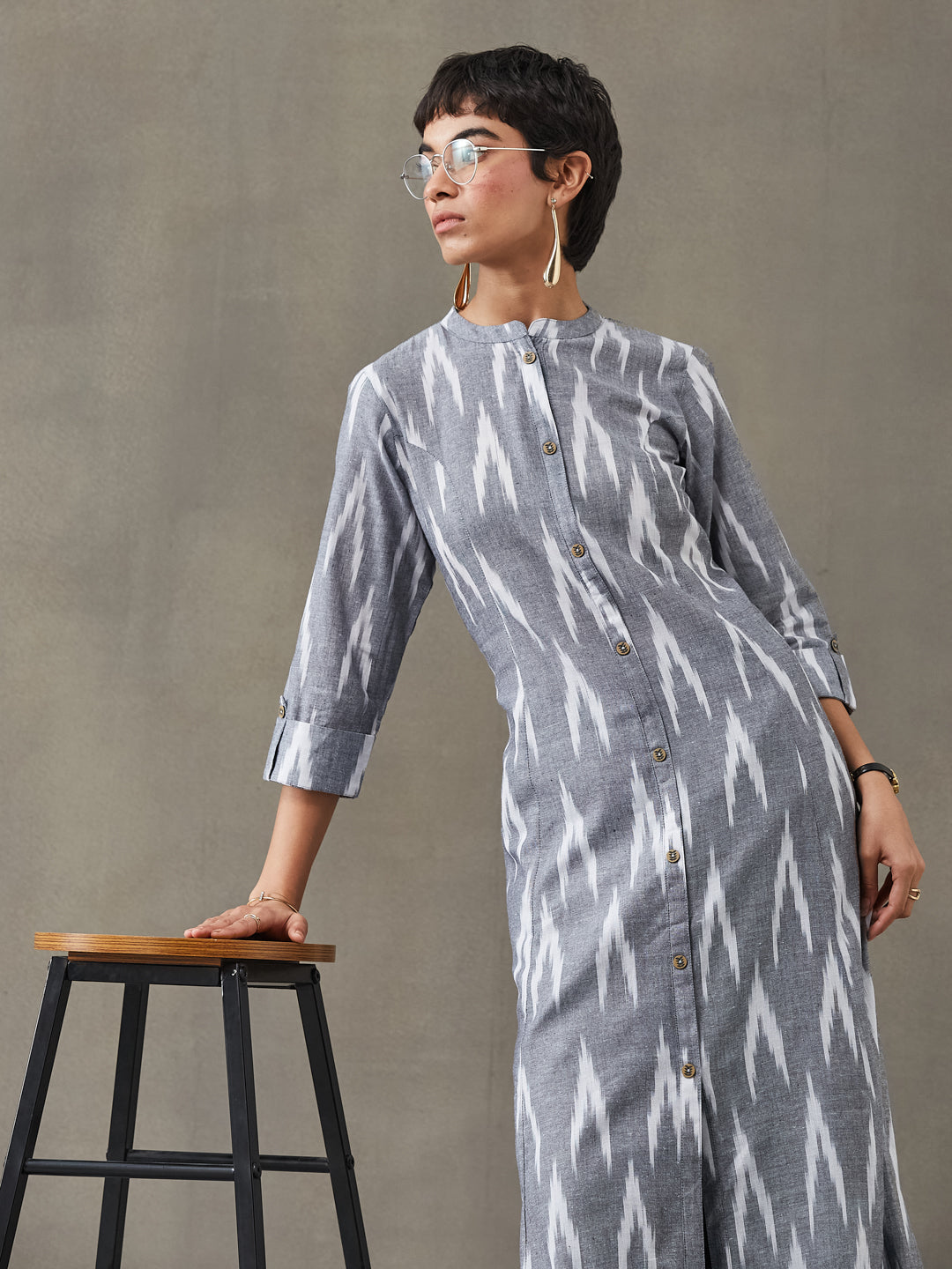 VASVI Women Cotton Ikat Printed A-line Kurta, Grey
