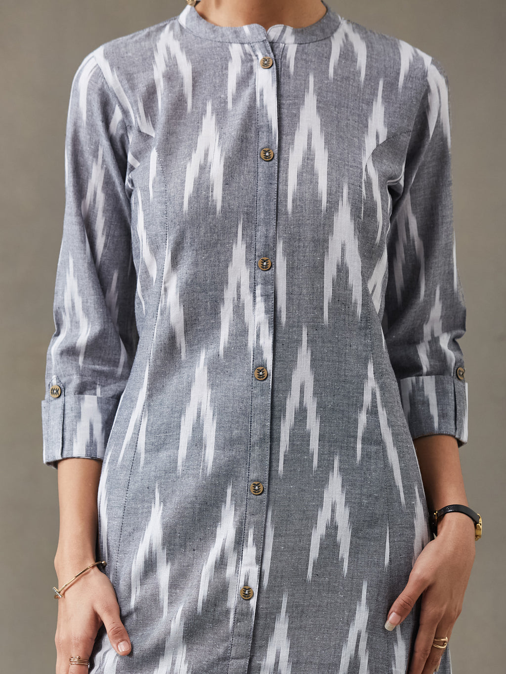 VASVI Women Cotton Ikat Printed A-line Kurta, Grey
