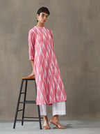VASVI Women Cotton Ikat Printed A-line Kurta, Pink