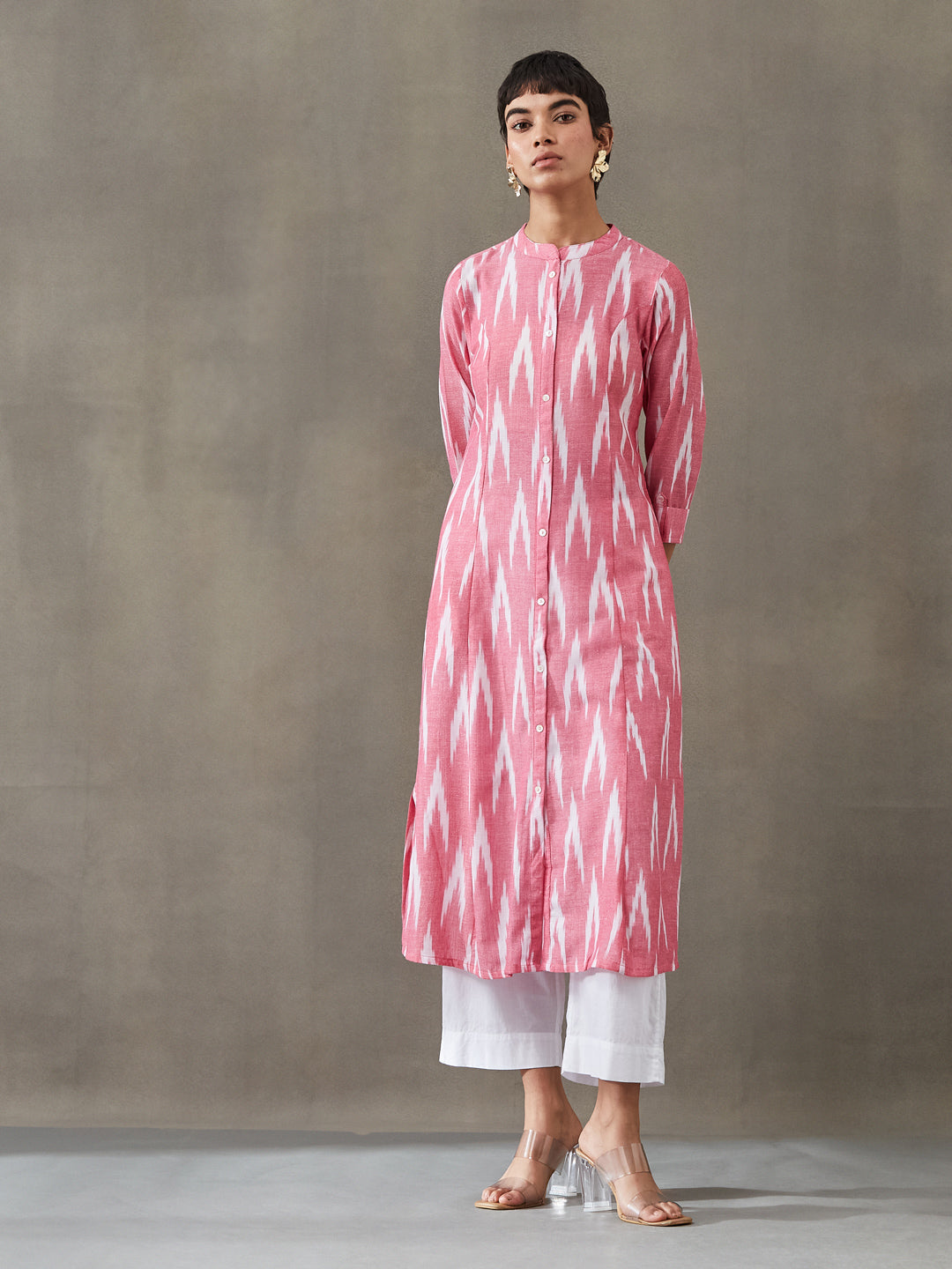 VASVI Women Cotton Ikat Printed A-line Kurta, Pink