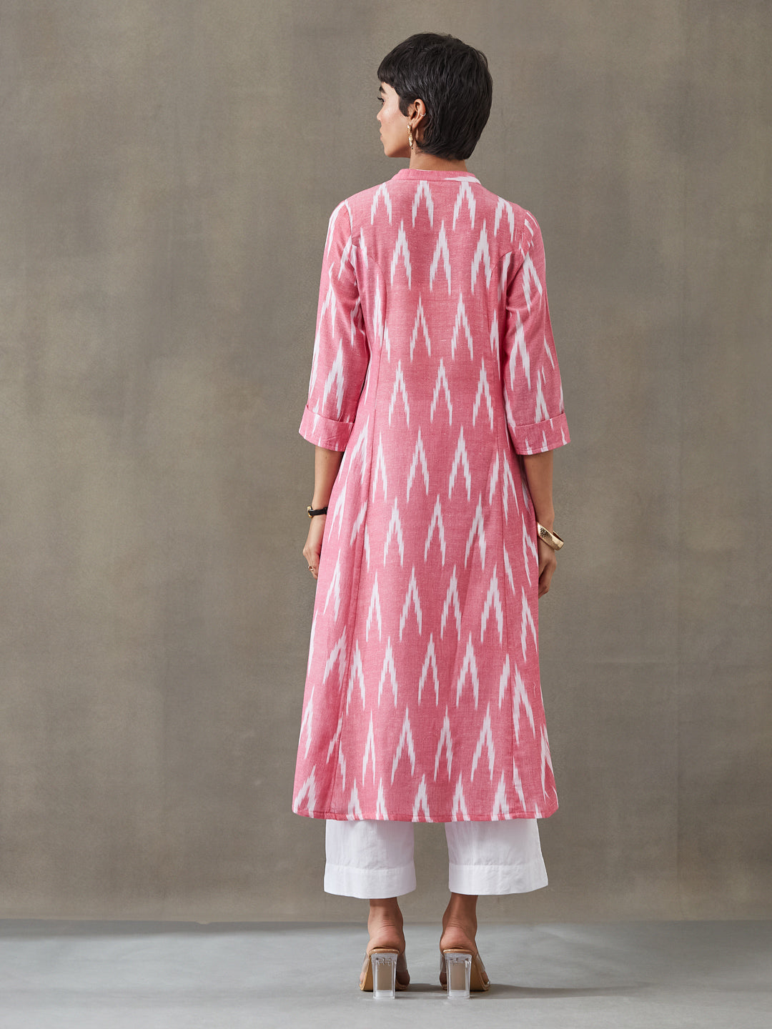 VASVI Women Cotton Ikat Printed A-line Kurta, Pink