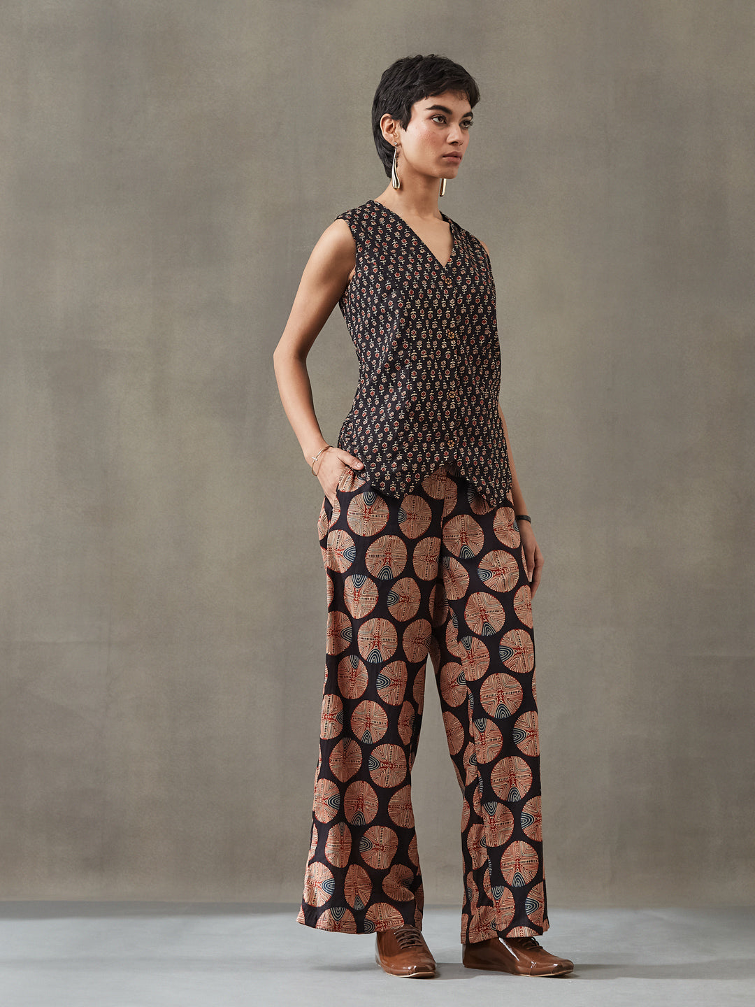 VASVI Women Cotton Printed Co-ords Set, Black