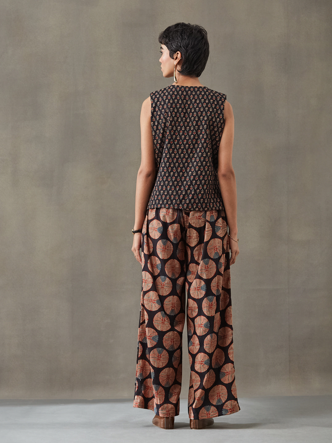 VASVI Women Cotton Printed Co-ords Set, Black