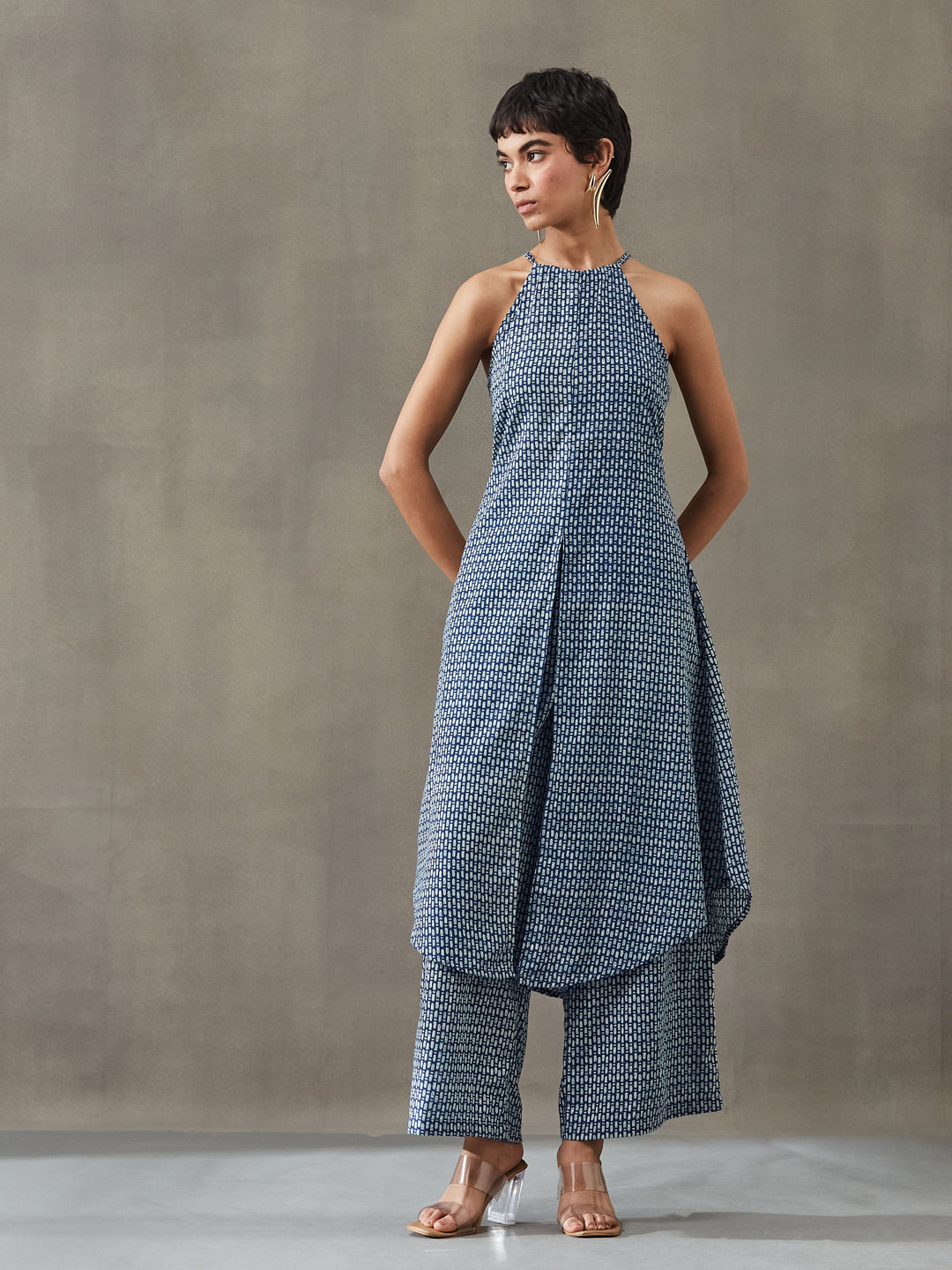 VASVI Women Cotton Abstract Printed Co-ords Set, Indigo