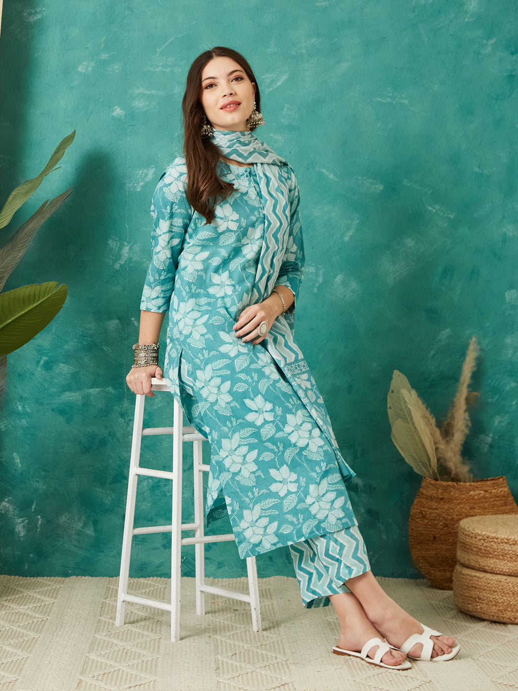 VASVI Cotton Floral Printed Kurta Pant with Dupatta, Teal Green