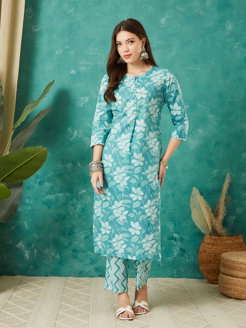 VASVI Cotton Floral Printed Kurta Pant with Dupatta, Teal Green