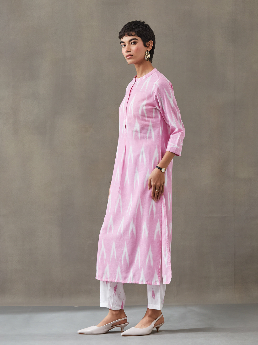 VASVI Women Cotton Ikat Printed Kurta Set with Dupatta, Pink