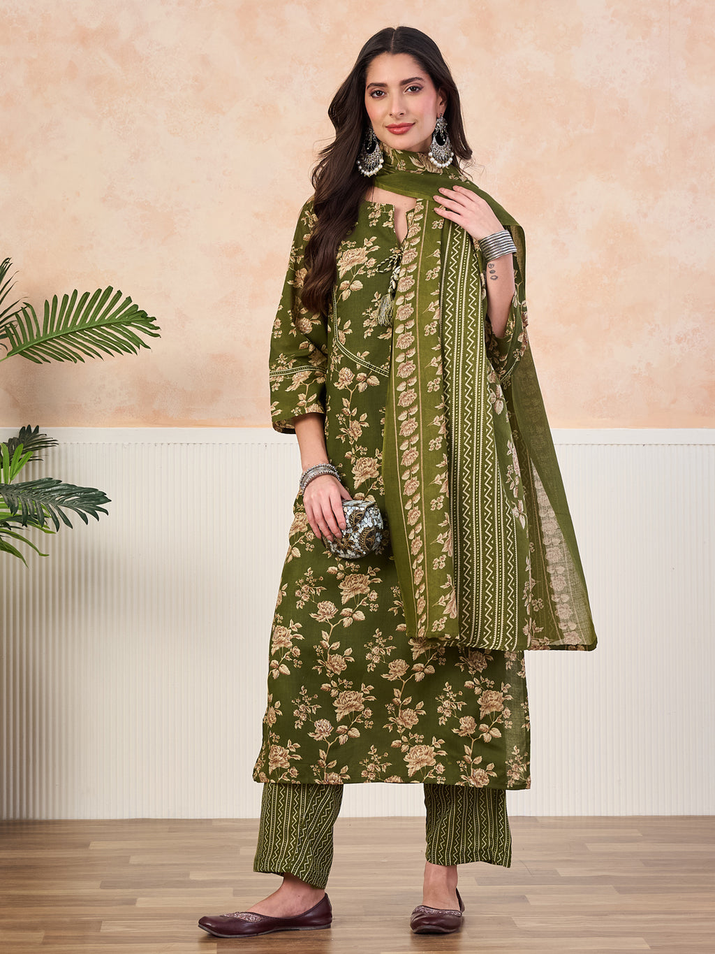 VASVI Cotton Floral Printed Straight Kurta Pant with Dupatta, Green