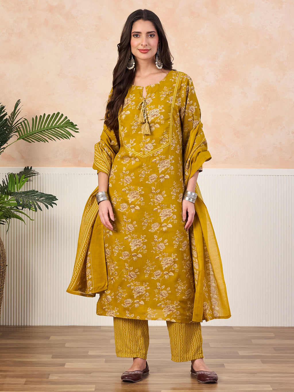 VASVI Cotton Floral Printed Straight Kurta Pant with Dupatta, Olive