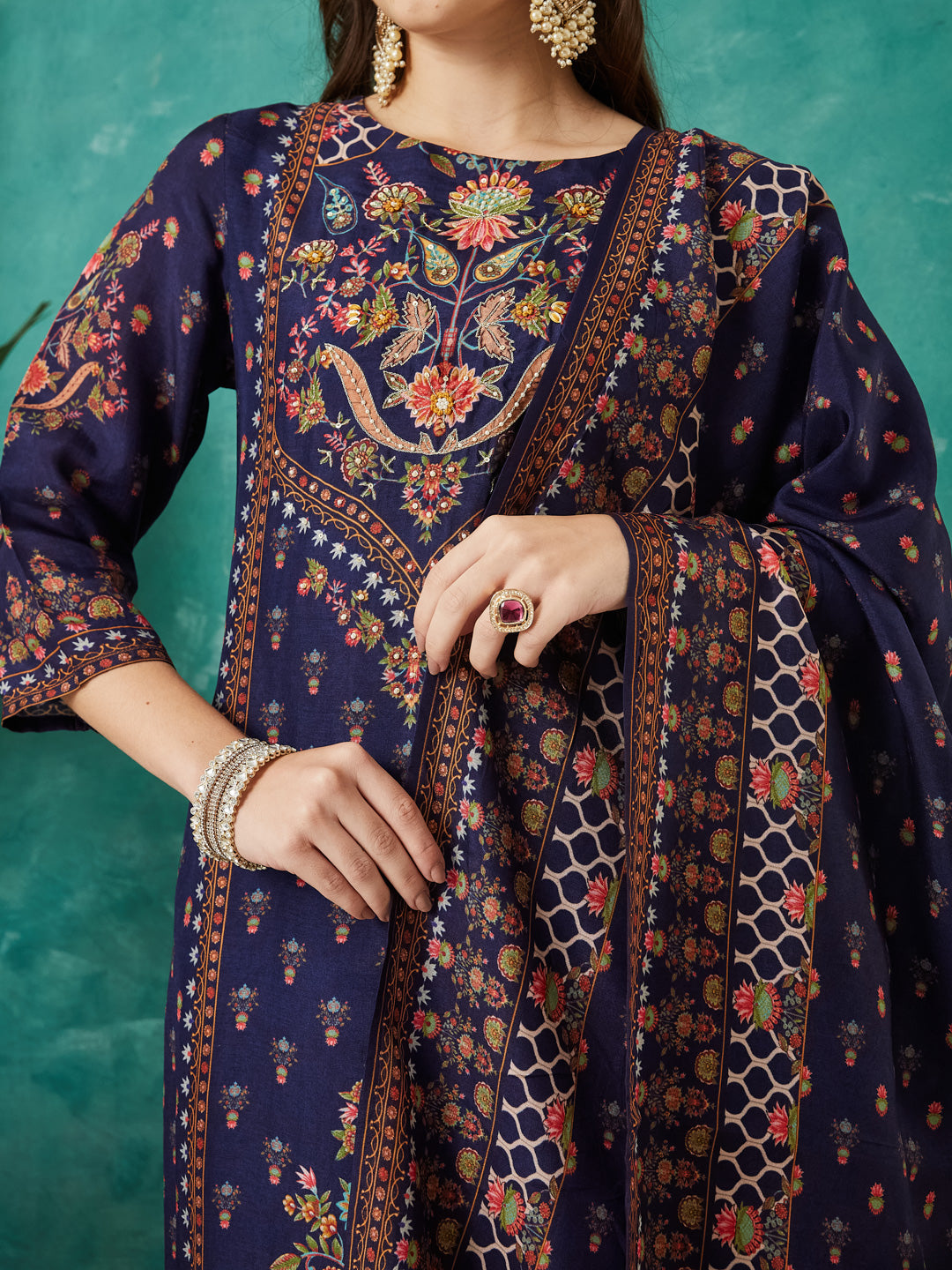 VASVI Viscose Printed Adda Work Straight Kurta Pant with Dupatta, Blue