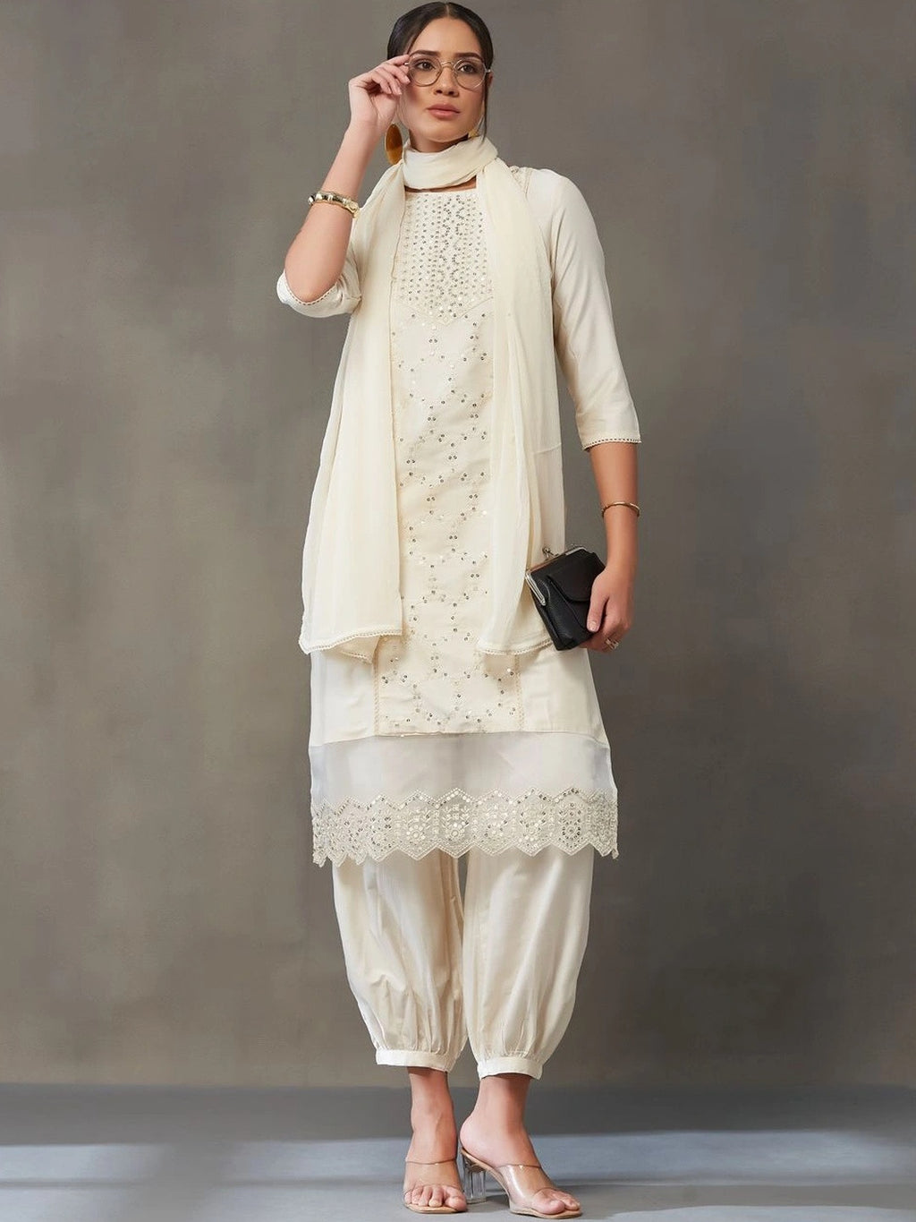 VASVI Women Ethnic Motifs Embroidered Regular Sequinned Kurta with Patiala & With Dupatta