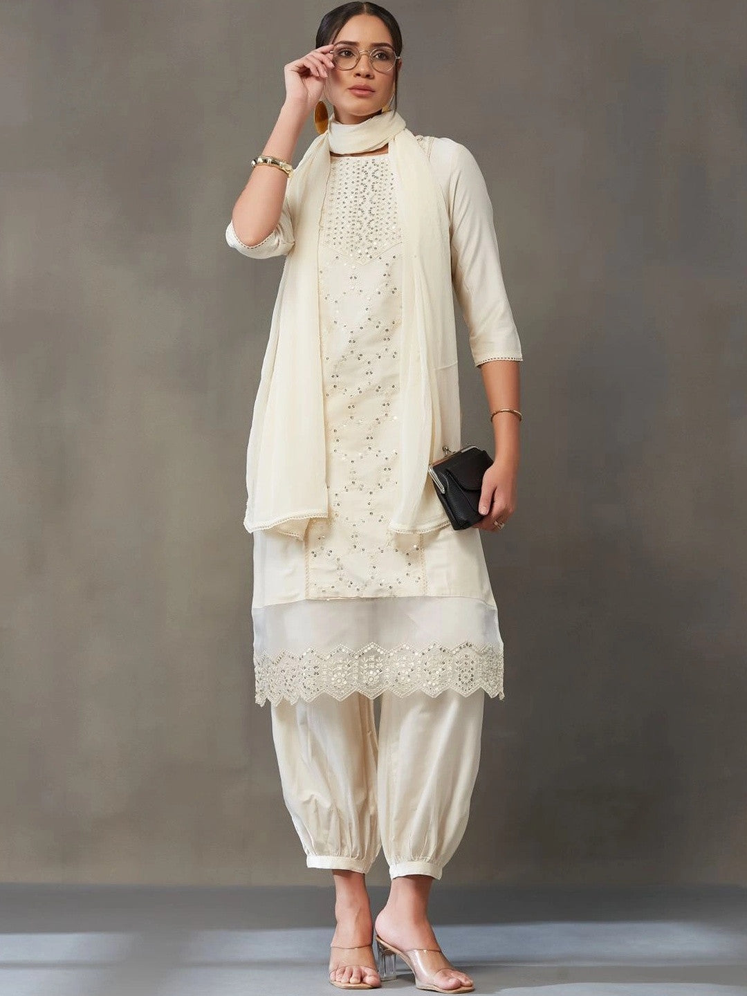 VASVI Women Ethnic Motifs Embroidered Regular Sequinned Kurta with Patiala & With Dupatta