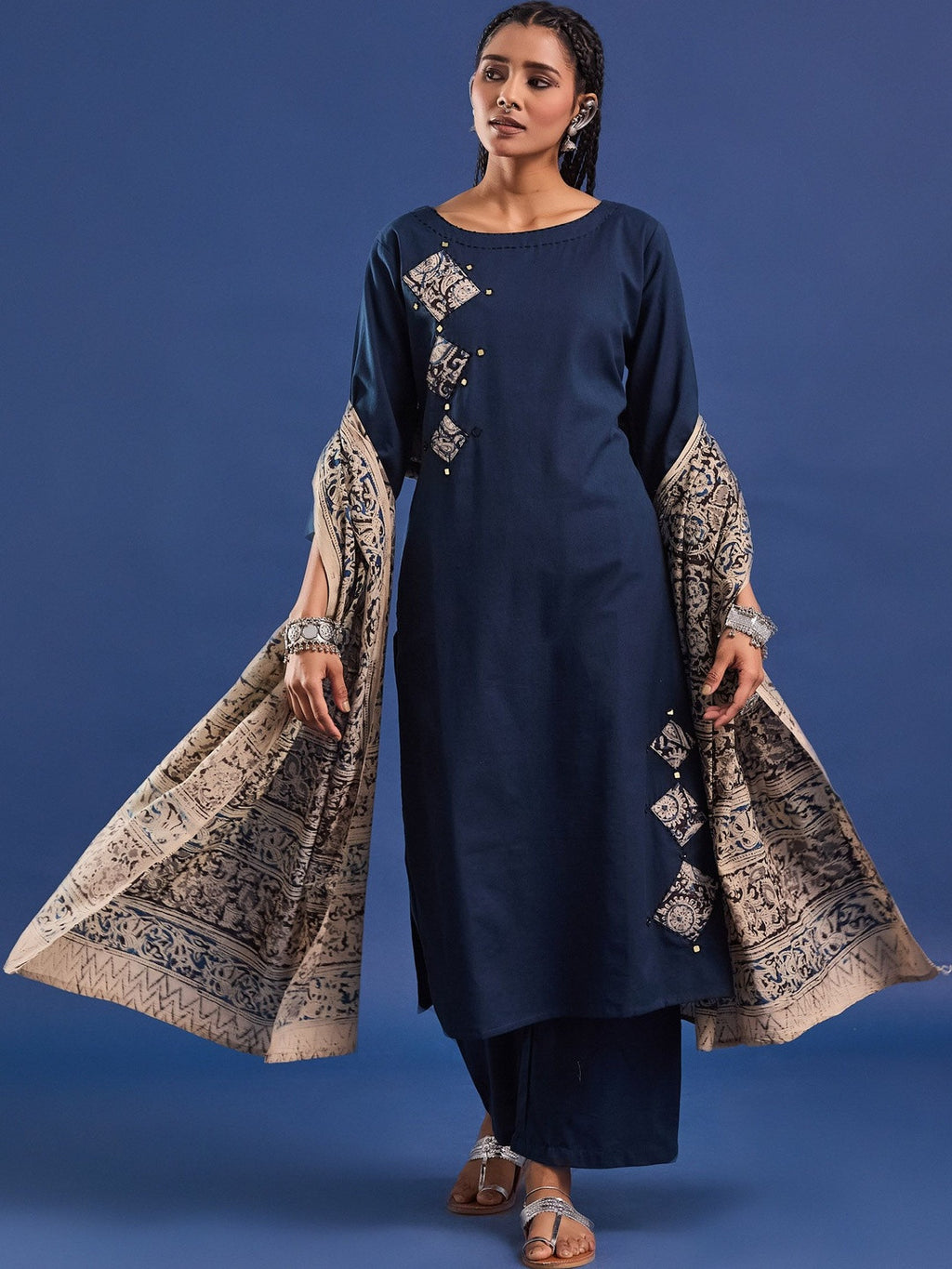 VASVI Women Hand Block Printed Pure Cotton Straight Kurta Trousers With Dupatta