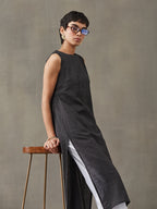VASVI Women Cotton Solid Thread Work Straight Kurta, Black