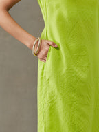 VASVI Women Cotton Solid Thread Work Straight Kurta, Lime Green