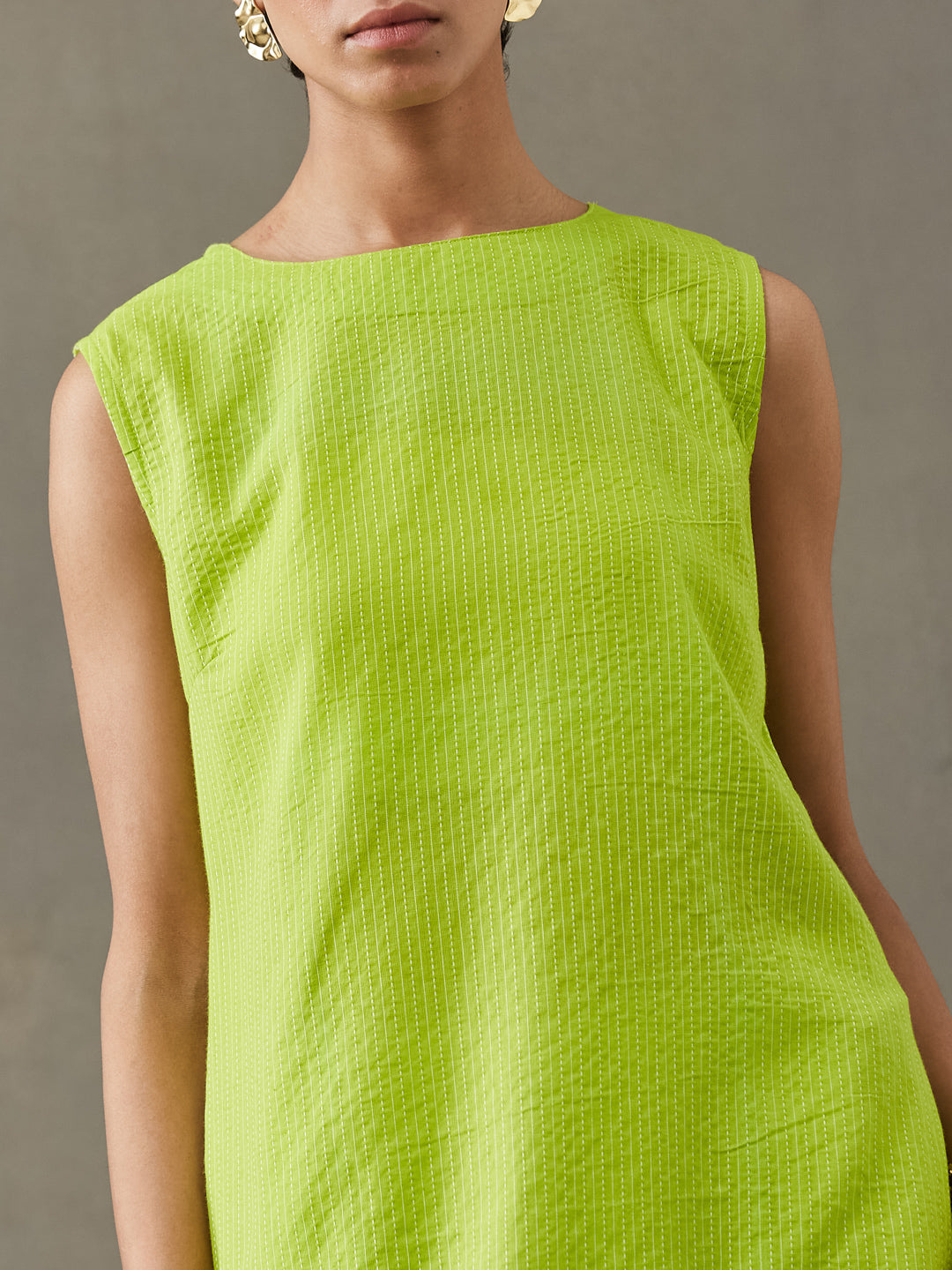 VASVI Women Cotton Solid Thread Work Straight Kurta, Lime Green