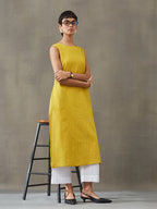 VASVI Women Cotton Solid Thread Work Straight Kurta, Mustard